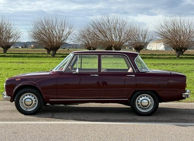 
								Alfa Romeo Giulia Super 1.600 “BISCIONE” full									