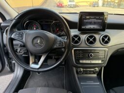 
										MERCEDES CLA 200 EXECUTIVE 136CV AUTOM. “SOLO 37000 KM” full									