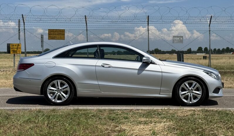 
								MERCEDES BENZ E 250 COUPE BLUETECH SPORT 204CV “SOLO 70000 KM” full									