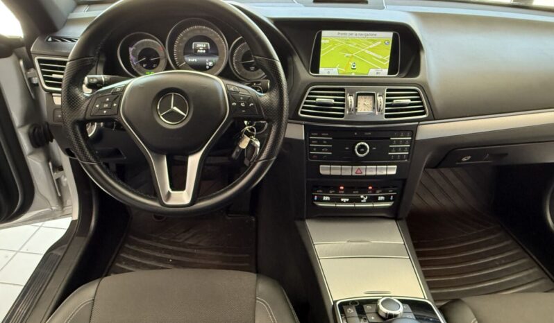 
								MERCEDES BENZ E 250 COUPE BLUETECH SPORT 204CV “SOLO 70000 KM” full									