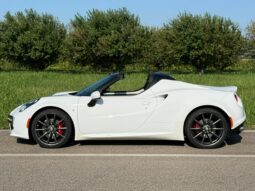 
										Alfa Romeo 4C Spider 1750 Tbi SOLO 9.500 KM!!! NUOVA!!! full									
