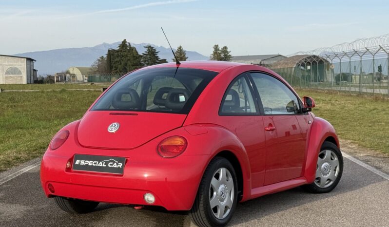 
								Volkswagen New Beetle 2.0i 116cv UNIPROPRIETARIO full									