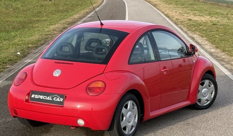 
								Volkswagen New Beetle 2.0i 116cv UNIPROPRIETARIO full									