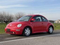 
										Volkswagen New Beetle 2.0i 116cv UNIPROPRIETARIO full									