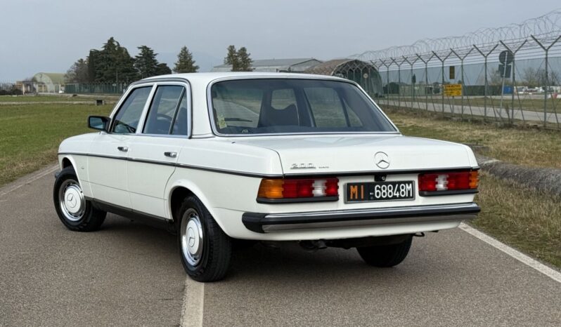 
								MERCEDES BENZ 200 W123 “STUPENDA ASI – TARGHE ORIGINALI” full									