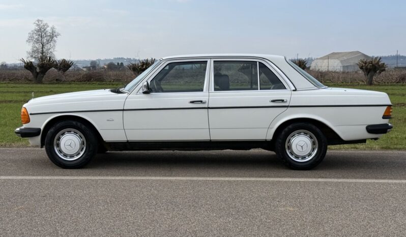 
								MERCEDES BENZ 200 W123 “STUPENDA ASI – TARGHE ORIGINALI” full									