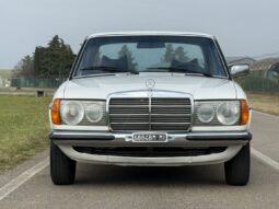 
										MERCEDES BENZ 200 W123 “STUPENDA ASI – TARGHE ORIGINALI” full									