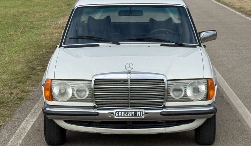 
								MERCEDES BENZ 200 W123 “STUPENDA ASI – TARGHE ORIGINALI” full									
