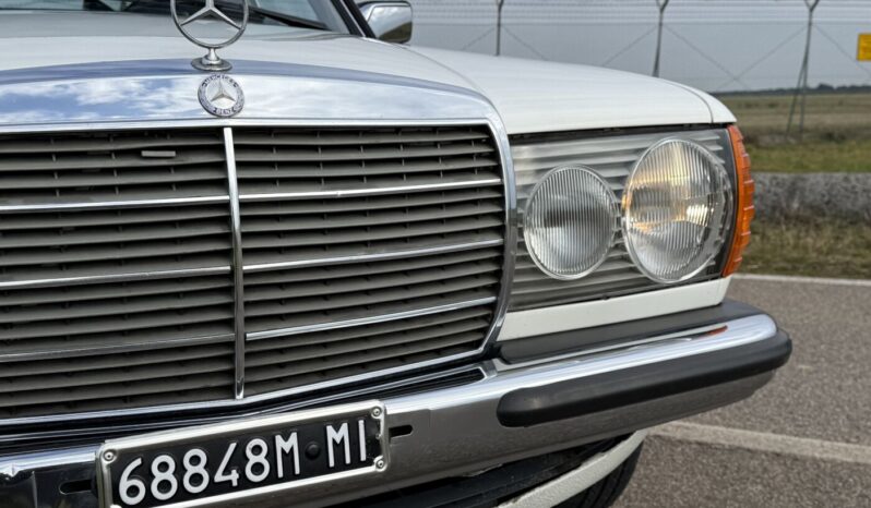 
								MERCEDES BENZ 200 W123 “STUPENDA ASI – TARGHE ORIGINALI” full									