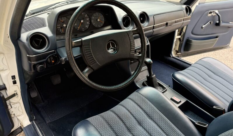 
								MERCEDES BENZ 200 W123 “STUPENDA ASI – TARGHE ORIGINALI” full									