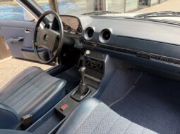 
										MERCEDES BENZ 200 W123 “STUPENDA ASI – TARGHE ORIGINALI” full									