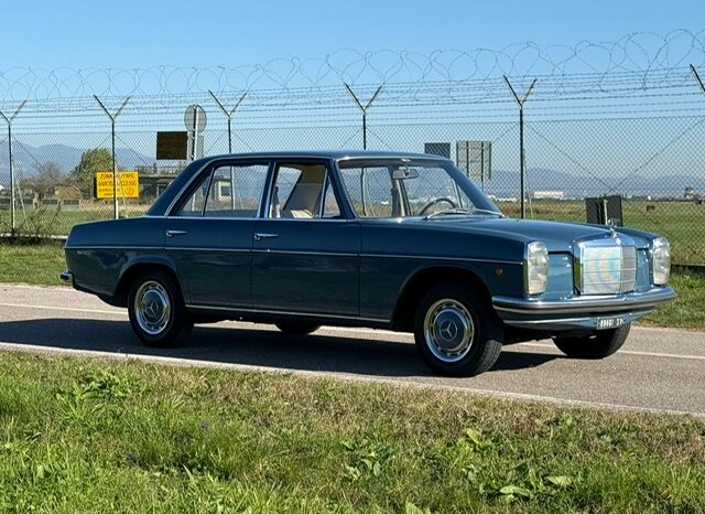 
								Mercedes W115 200/8 Benzina First Series ’68 full									