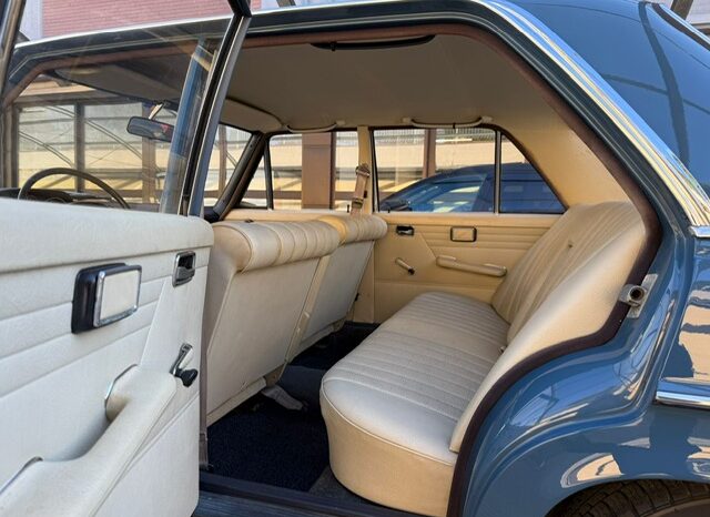 
								Mercedes W115 200/8 Benzina First Series ’68 full									
