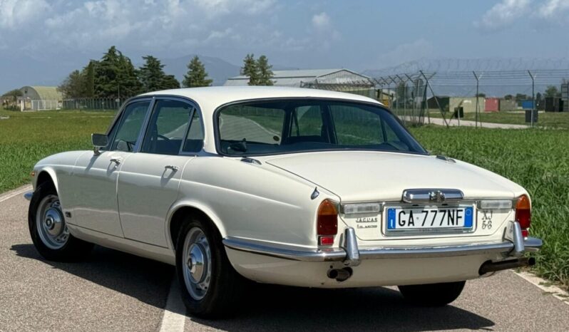 
								Jaguar XJ12 5.3 “SUPERPREZZO” full									