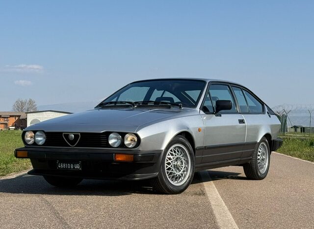 
								Alfa Romeo GTV 2.000 “Targa Originale” full									