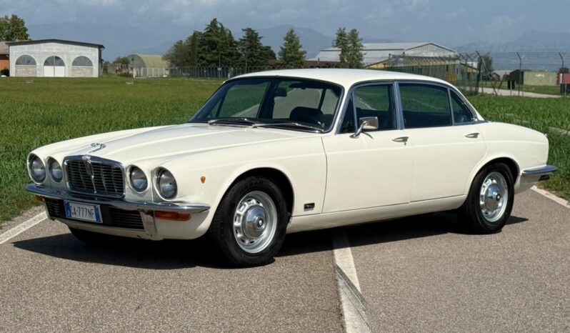 
								Jaguar XJ12 5.3 “SUPERPREZZO” full									