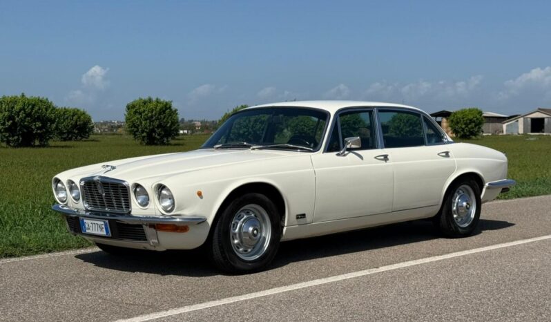 
								Jaguar XJ12 5.3 “SUPERPREZZO” full									